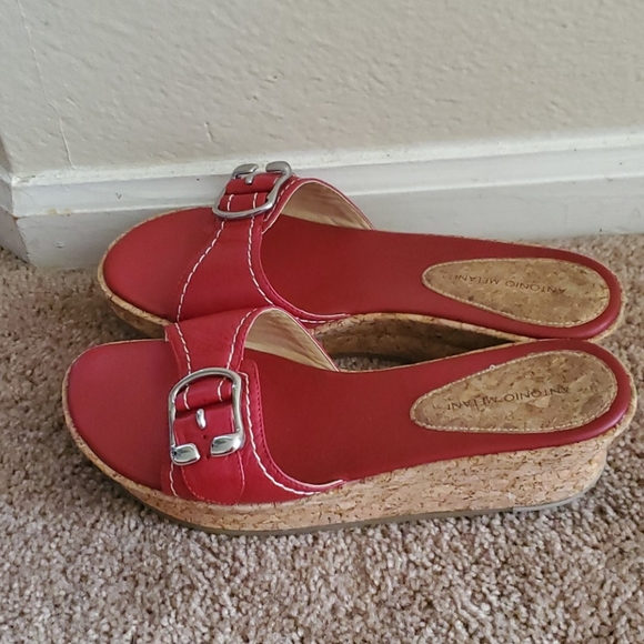 Shoes - Picture 2 of 2